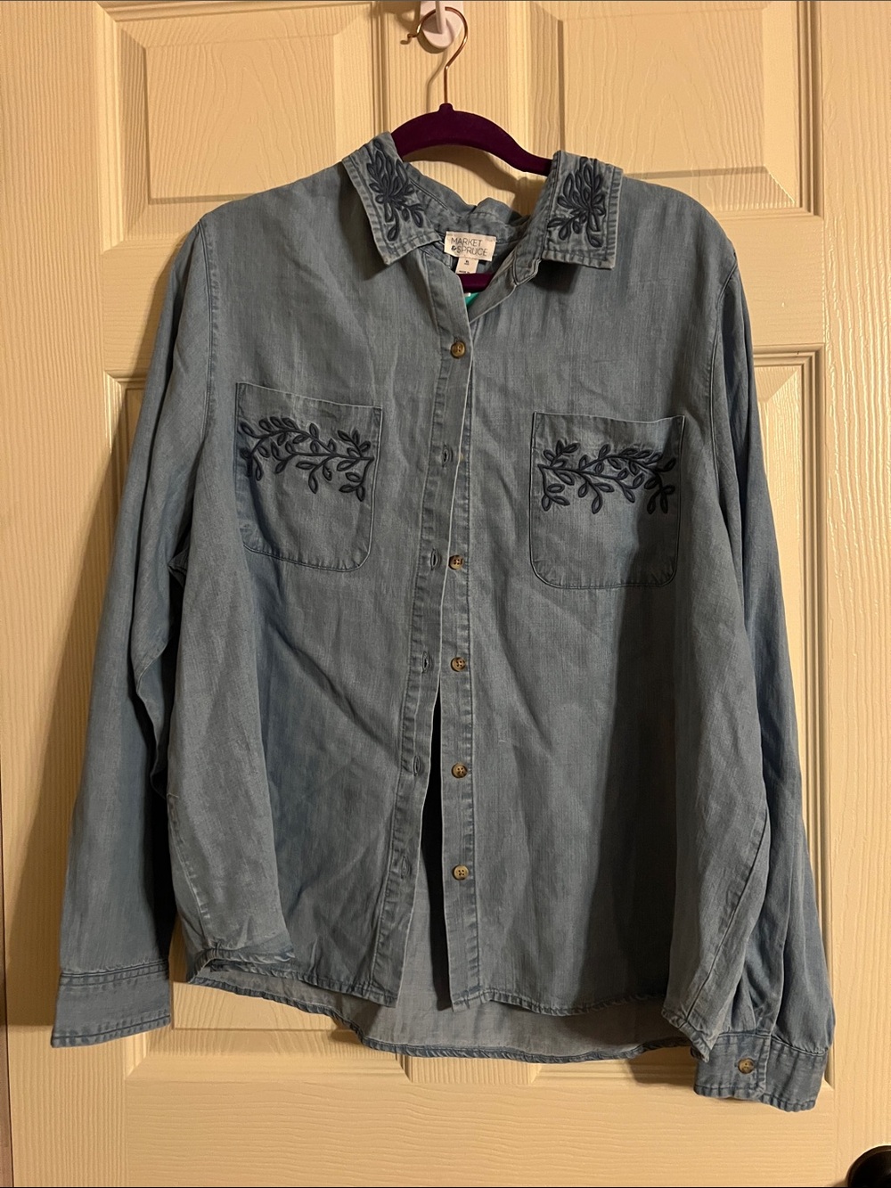 Market & Spruce Light Blue Embroidered Denim Button-Down Shirt